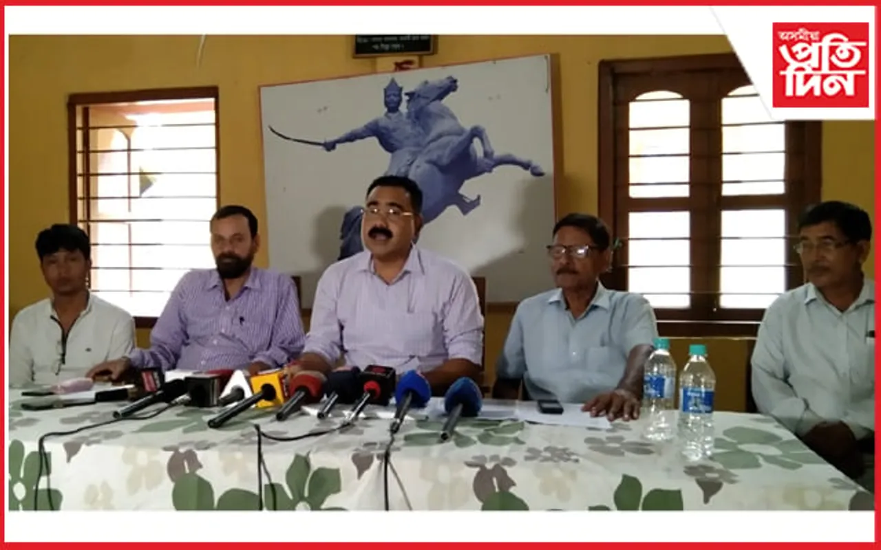 অতুল শৰ্মাৰ ঘটনাৰ ওপৰত সামাজিক মাধ্যমত বিতৰ্কিত পোষ্ট কৰা কেইবাজনৰ বিৰুদ্ধে এজাহাৰ দাখিল….
