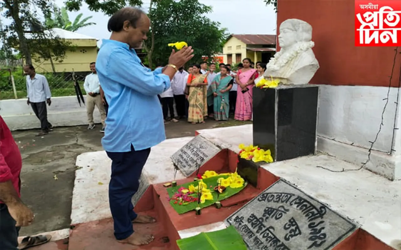 ৪২ৰ ছহীদ বাৰপূজীয়াৰ তিলক ডেকাৰ স্মৃতি দিৱস উদযাপন…