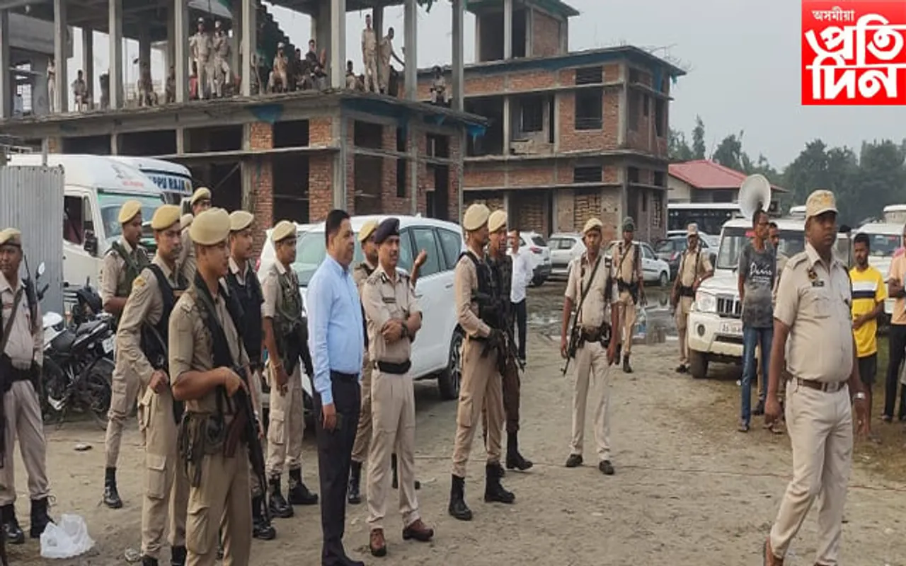 বেদখল মুক্ত হ’ল বৰছলাৰ চিতলমাৰীৰ ১০০০ বিঘা ভূমি, উচ্ছেদিত ভূমিত নিৰ্মাণ হ’ব ১০০ মেগাৱাট বিদ্যুৎ উৎপাদনৰ সৌৰ শক্তি প্ৰকল্প…