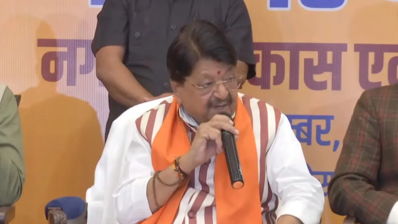 mp mohan sarkar 2 years kailash vijayvargiya metro growth centers master plan hindi news zvj