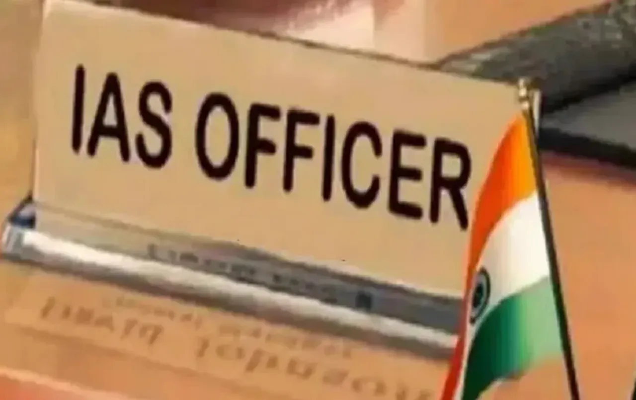 UP IAS IPS Transfer: UP में बड़ा प्रशासनिक फेरबदल, 5 IPS तो 8 IAS हुए इधर से उधर,शिरडकर बने पुलिस भर्ती बोर्ड के चेयरमैन