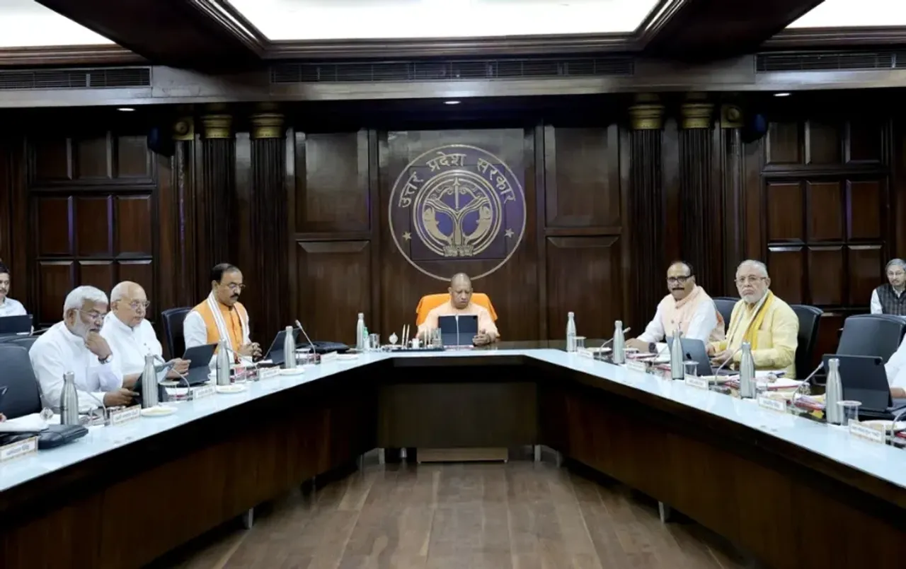 CM Yogi Adityanath Cabinet Decision UP News Agniveer Police Bharti zxc