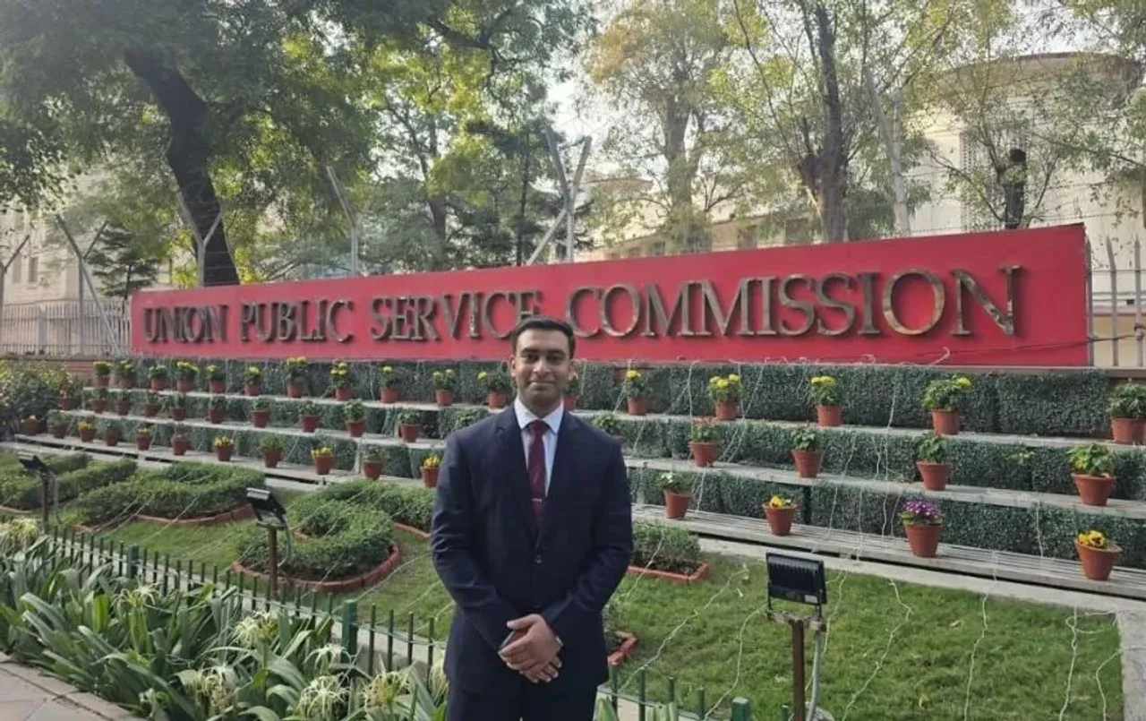 bhopal-sankalp-dixit-upsc-civil-services-exam-2024-rank-67 hindi news zxc