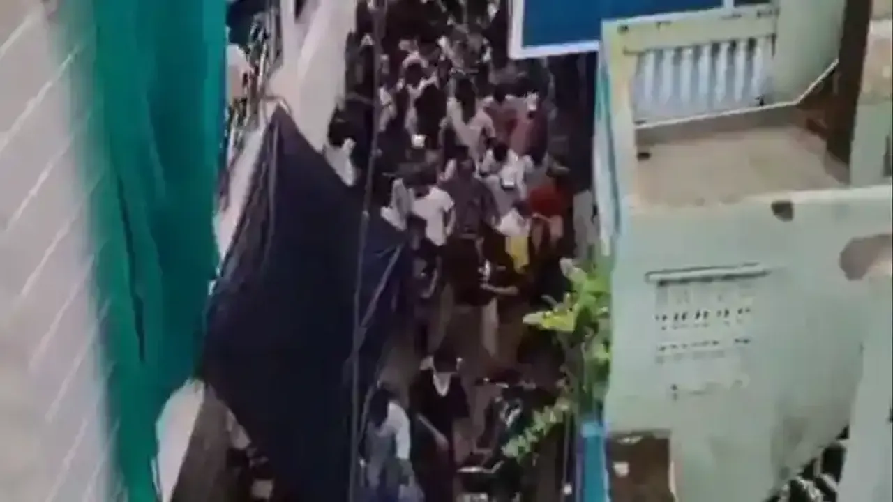 बुरहानपुर में RSS स्वयंसेवकों के साथ भीम आर्मी कार्यकर्ताओं की झड़प: स्कूल परिसर में मचा हंगामा, 13 लोगों पर FIR दर्ज