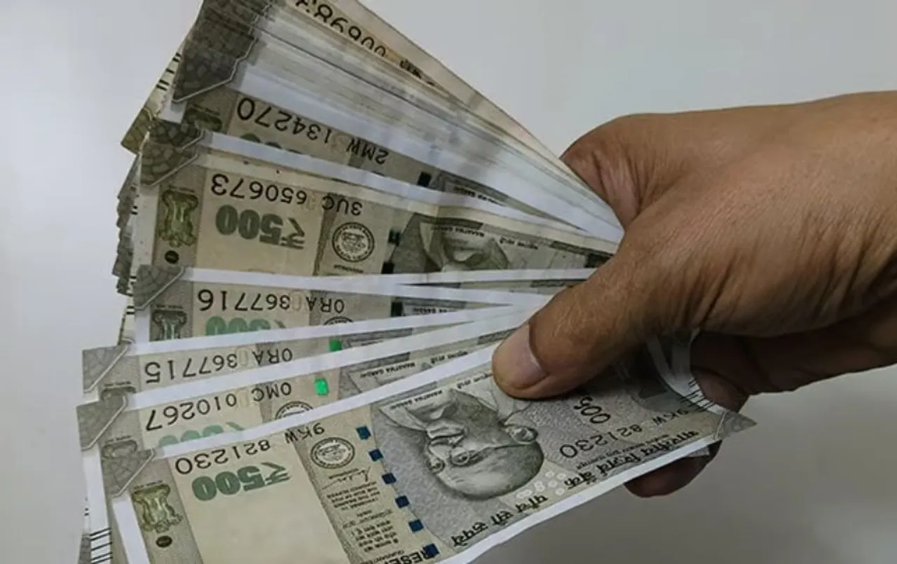 महिलाओं के लिए खुशखबरी: इस सरकारी स्कीम में मिलेंगे हर महीने 2500 रुपये, जानिए कैसें करें आवेदन