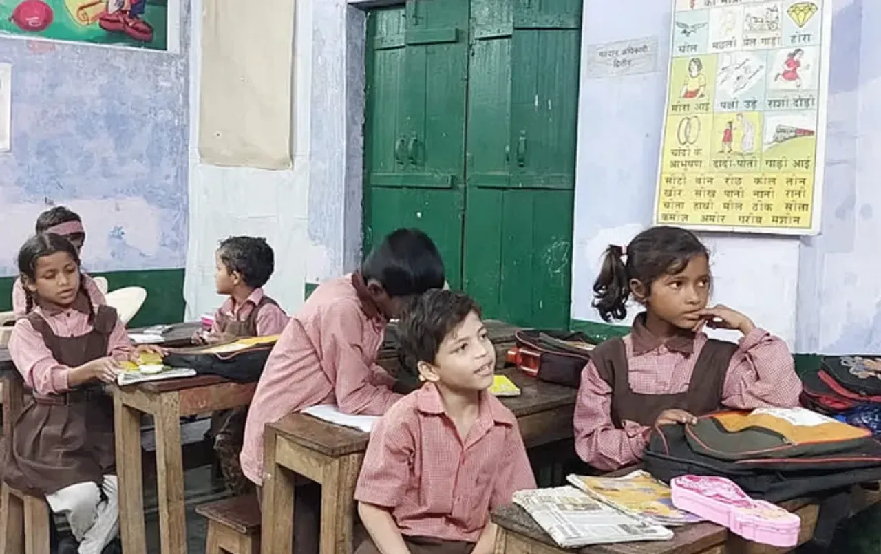 Primary schools of UP: सरकारी शिक्षकों के तबादले में बड़ा अपडेट, जल्द होगी तैनाती, स्कूलों को मिलेंगे पर्याप्त शिक्षक