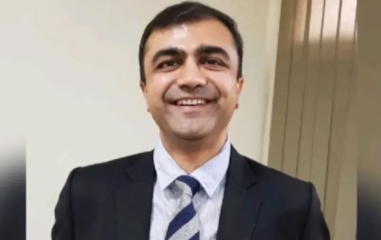 UP News: कमीशनखोरी में रुके 8 हजार करोड़ के सोलर प्रॉजेक्ट को हरी झंडी, 5% मांगने के चलते सस्पेंड हुए थे अभिषेक प्रकाश