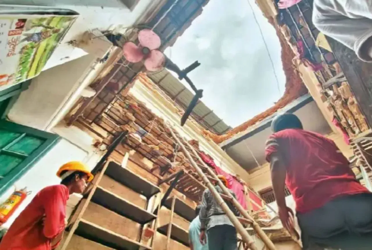 Raipur Collectorate Roof Collapse
