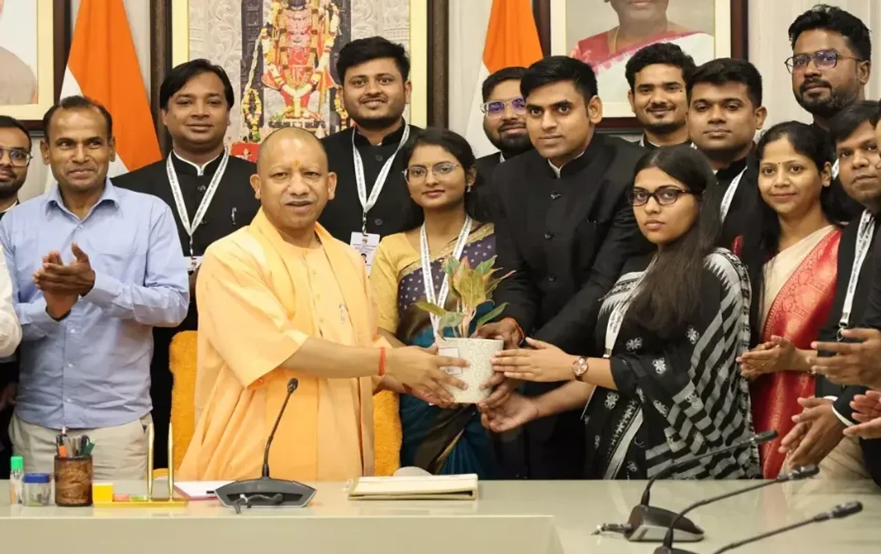 UP PCS Training Batch 2025: 45 प्रशिक्षु पीसीएस अफसरों को मिली पहली तैनाती, ट्रेनिंग पूरी होते ही मिली बड़ी जिम्मेदारी