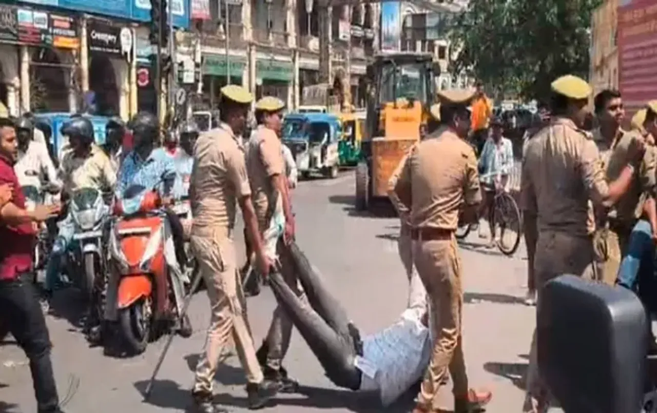 Ramjilal Suman Vs Karni Sena: सपा सांसद रामजी लाल सुमन के घर पर हमला, दो एफआईआर दर्ज, 10 पुलिसकर्मी घायल