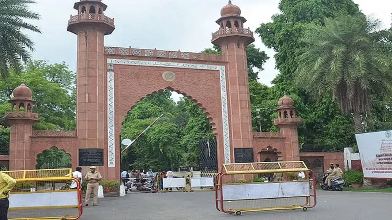 AMU Firing: अलीगढ़ मुस्लिम यूनिवर्सिटी कैंपस में चली गोली, छात्र की मौत, जांच में जुटी पुलिस
