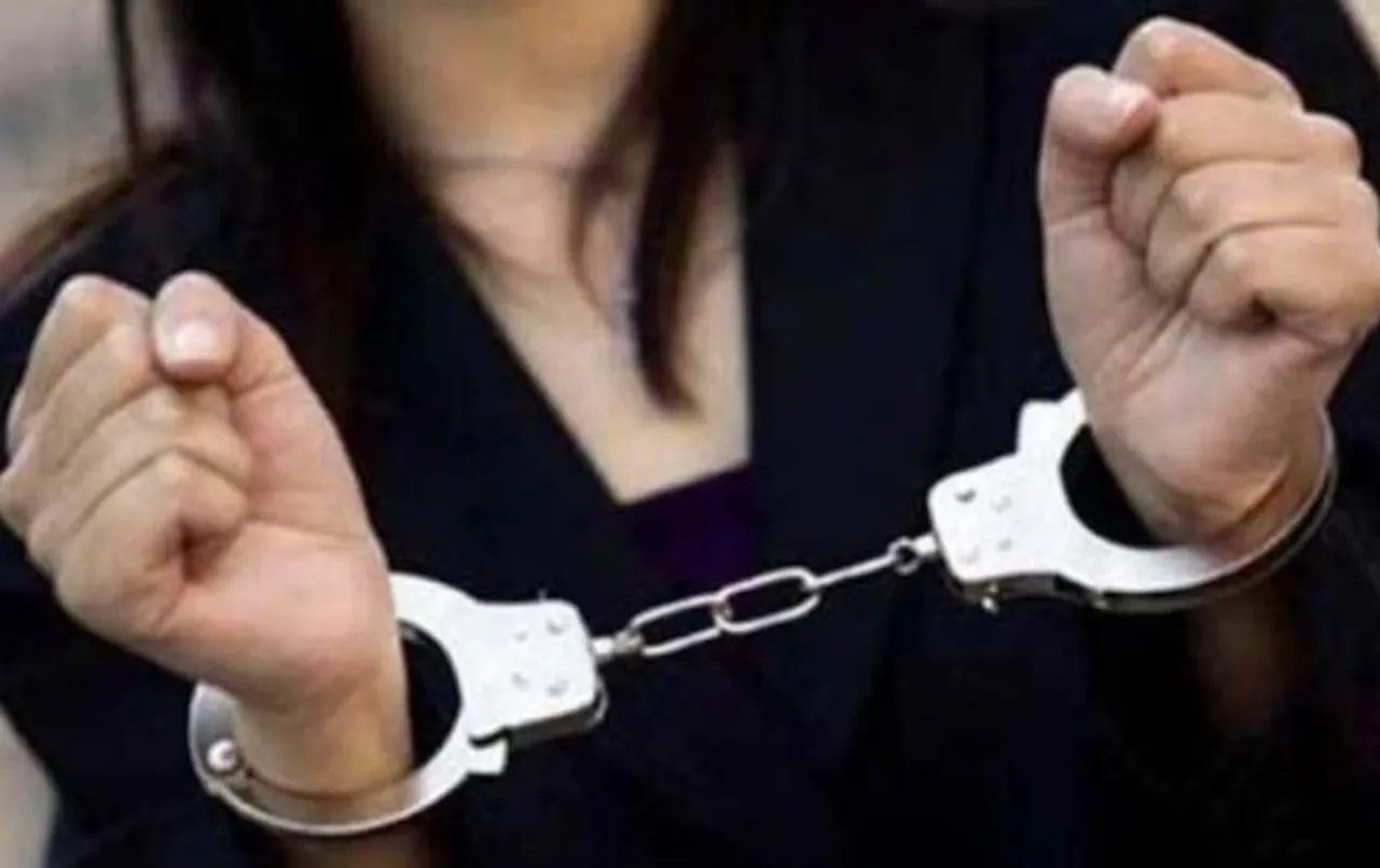 Indore News: खूबसूरत आयशा की खौफनाक कहानी...पति को छोड़कर शुरू किया नशे का धंधा, बुर्के पहनकर बेचती थी ड्रग्स