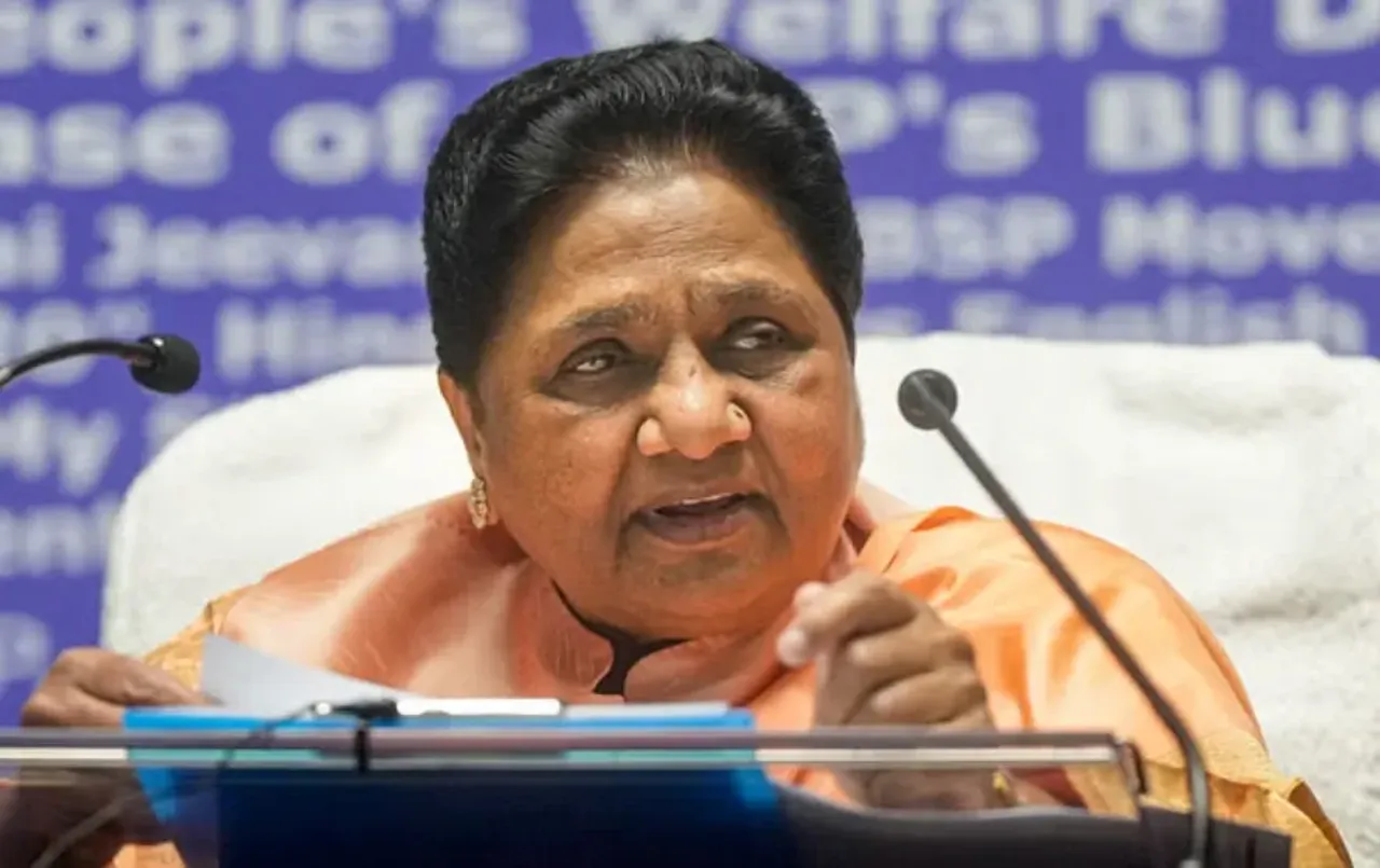 UP BSP : शांत नहीं हो रहा मायावती का गुस्सा, आकाश आनंद के पिता पर भी की कार्रवाई, नेशनल कोऑर्डिनेटर पद से हटाया