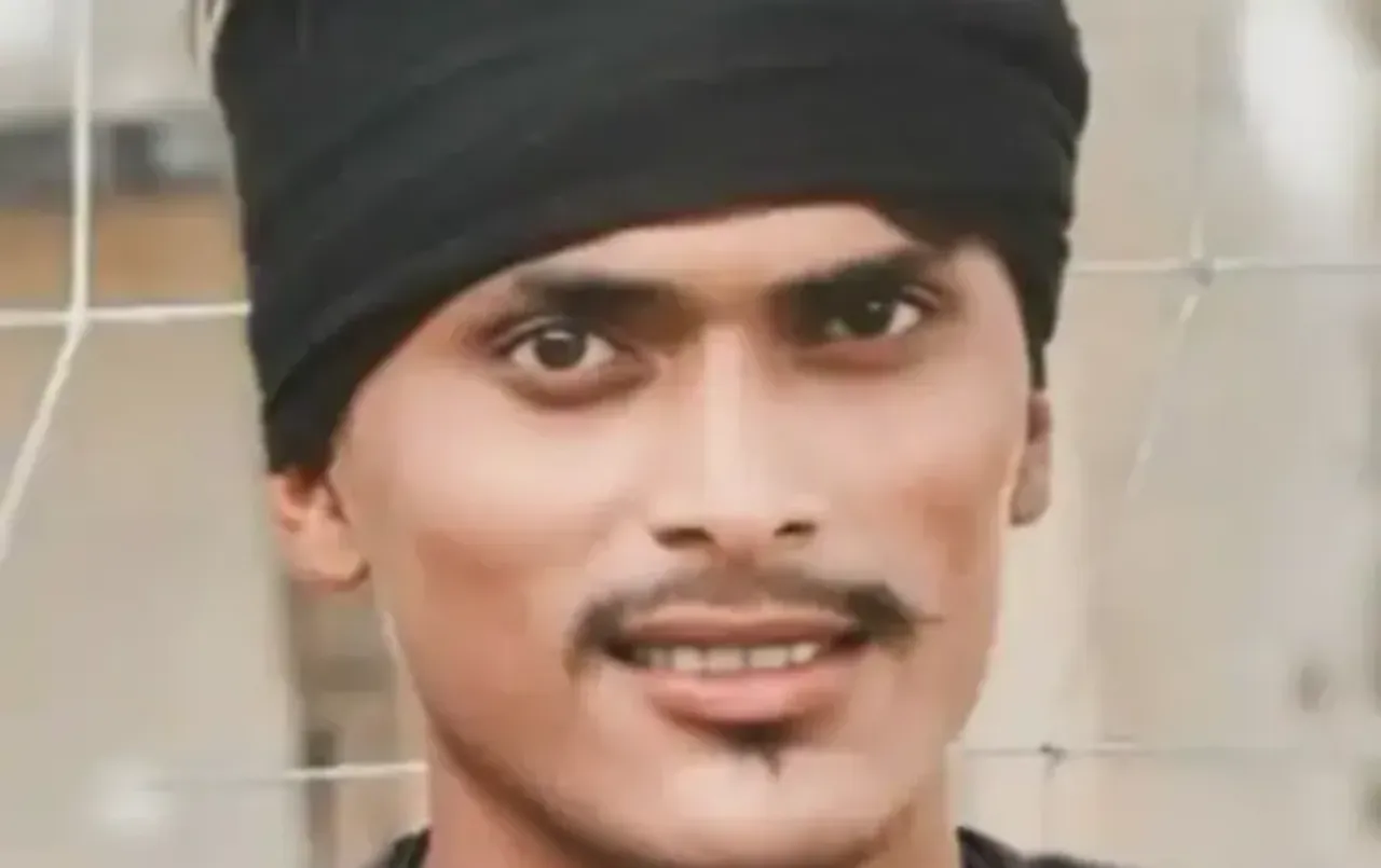 Murder in Gorakhpur: गोरखपुर में युवक की चाकू घोंपकर बर्बरता से हत्या, गेहूं के खेत में फेंक दी लाश, मचा हड़कंप