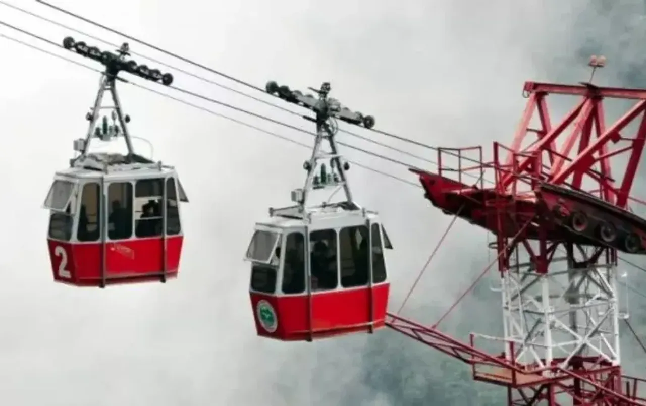 Holi 2025: खुशखबरी! इस होली पर बरसाना में रोप-वे शुरू, पार्किंग की समस्या भी होगी खत्म, मथुरा आने पर मिलेगा शानदार अनुभव