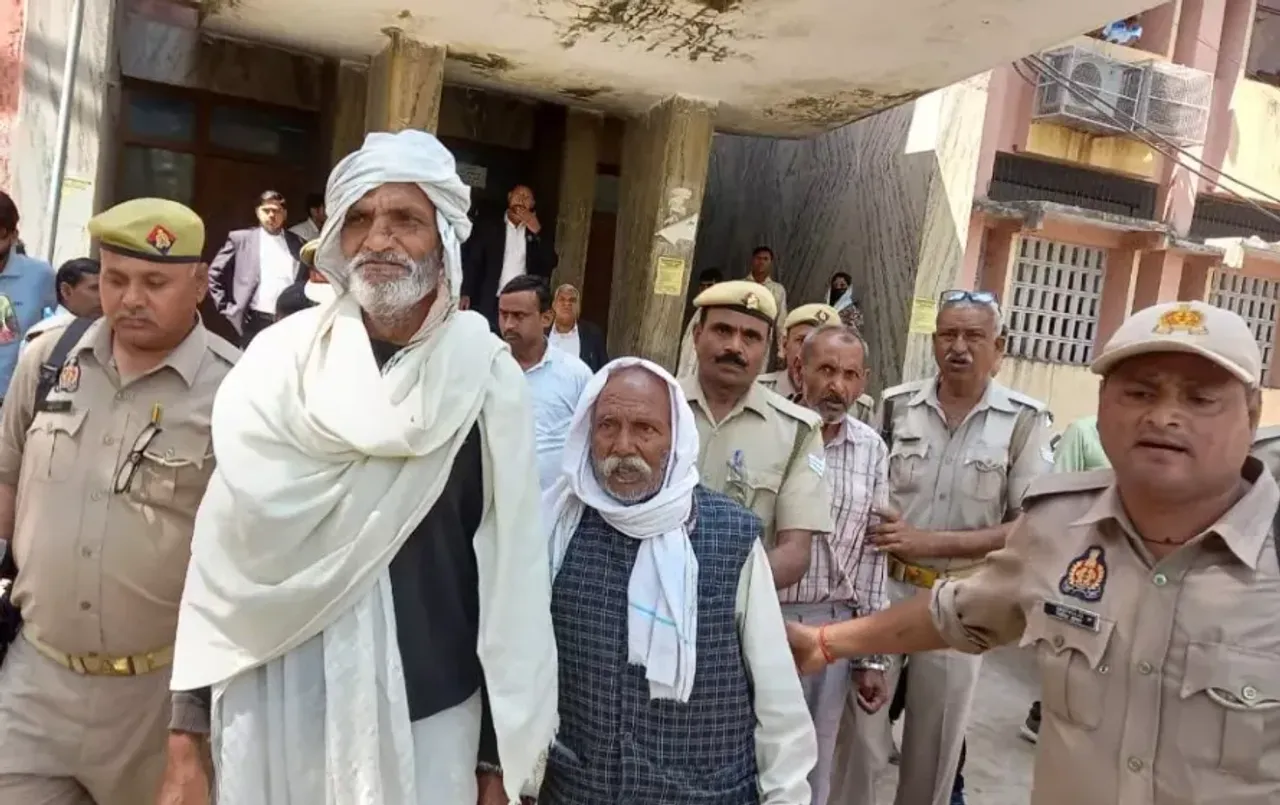 DIHULI CASE VERDICT: 44 साल पहले 24 दलितों को गोलियों से भूना, दोषी न्यायालय में हुए पेश, 3 को फांसी की सजा