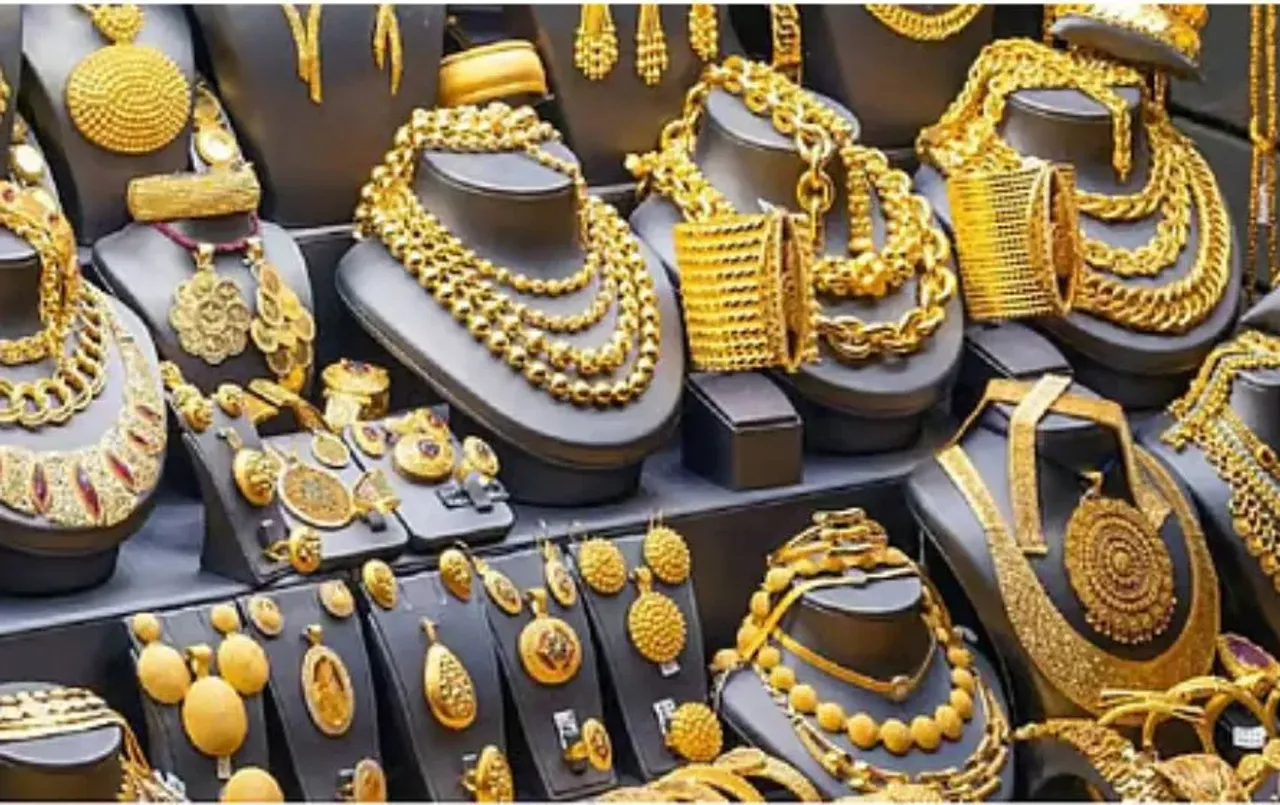 Indore Sarafa Market: सोना 87,300 रुपये, चांदी 96,600 रुपये किलो, मूंग के भाव में तेजी, पढ़ें सराफा व मंडी भाव यहां