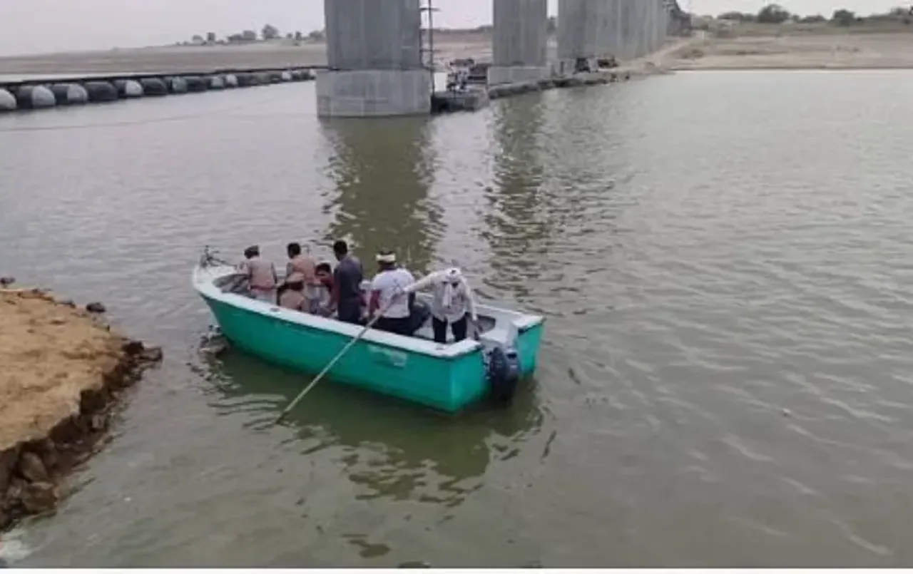 Aagra News: चंबल मे नहाते समय खींच ले गया मगरमच्छ,रेस्क्यू में युवक का नहीं चला पता, अफसर बोले- अभी नदी से रहें दूर