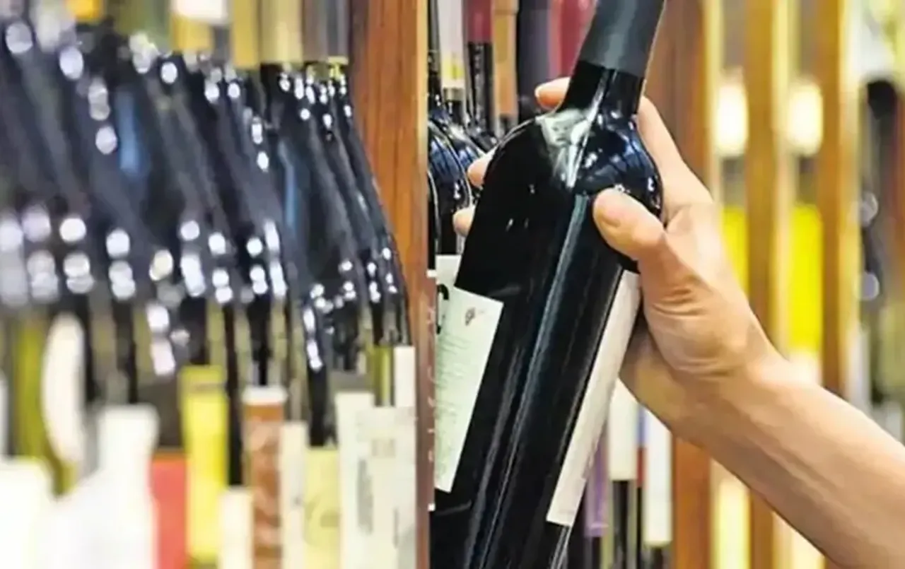 Varanasi News: अंग्रेजी शराब और बियर के लिए नई व्यवस्था, आबकारी विभाग ने शुरू की प्रक्रिया, जानें कैसे होगा रजिस्ट्रेशन