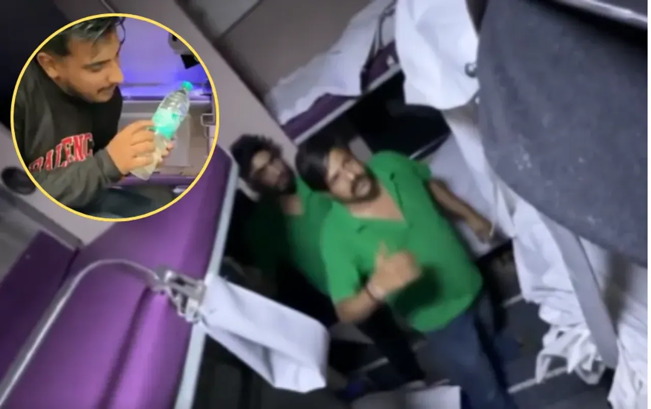 Train Fight Viral Video