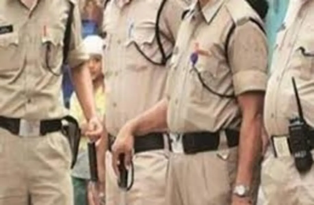 Corona Update: रायपुर के कबीर नगर थाने के हेड कांस्टेबल सहित 4 पुलिसकर्मी मिले पॉजिटिव