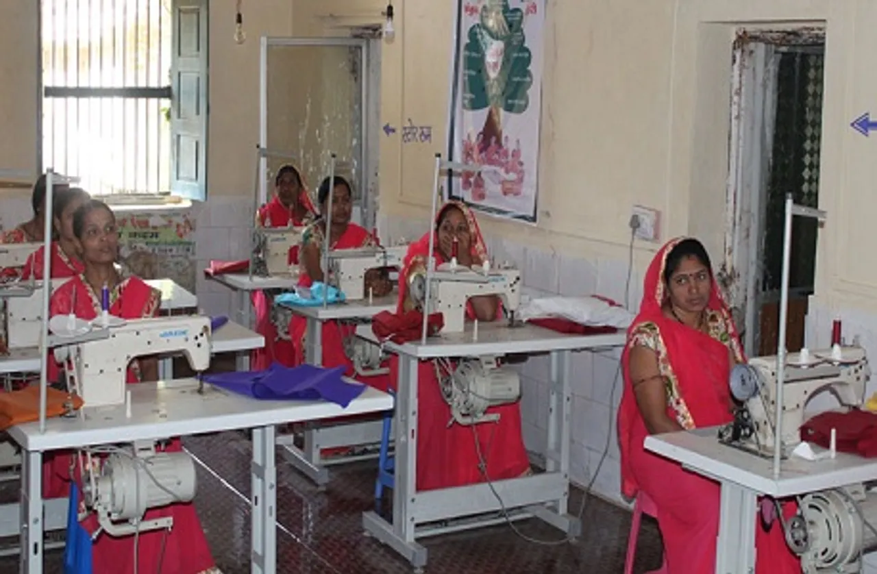 CM शिवराज प्रदेश के 13 हजार स्व-सहायता समूहों को वितरित करेंगे 200 करोड़ रुपये