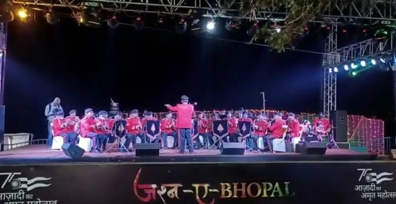 JASHN-E-BHOPAL: नए वर्ष के पहले बोट क्लब में दिखा खुशनुमा रंग