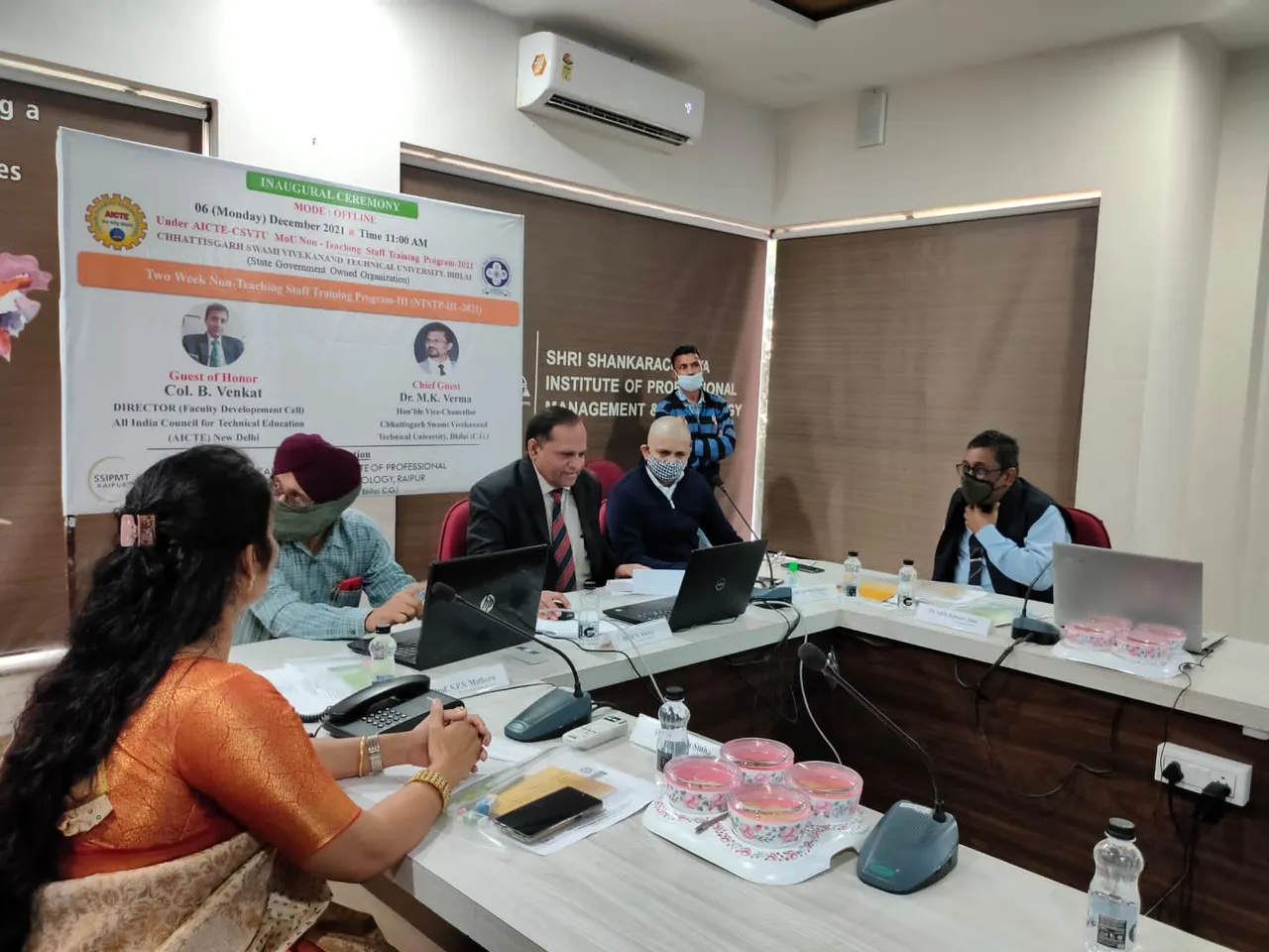 एसएसआईपीटी रायपुर में नॉन टीचिंग स्टाफ ट्रेनिंग प्रोग्राम का उद्घाटन