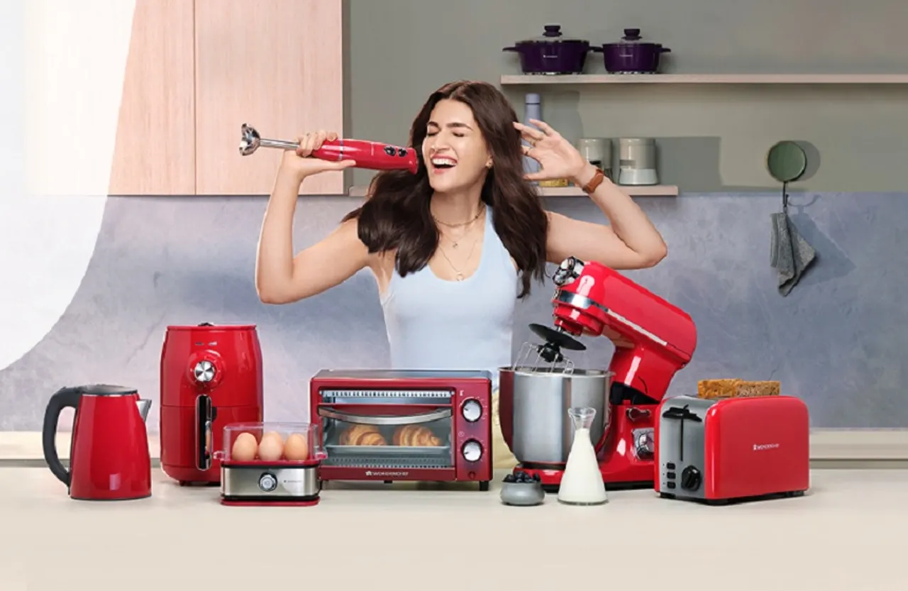 Kriti Sanon: वंडरशेफ को चालू वित्त वर्ष में 400 करोड़ रुपये कारोबार की उम्मीद, अभिनेत्री को बनाया ब्रांड एंबेसडर