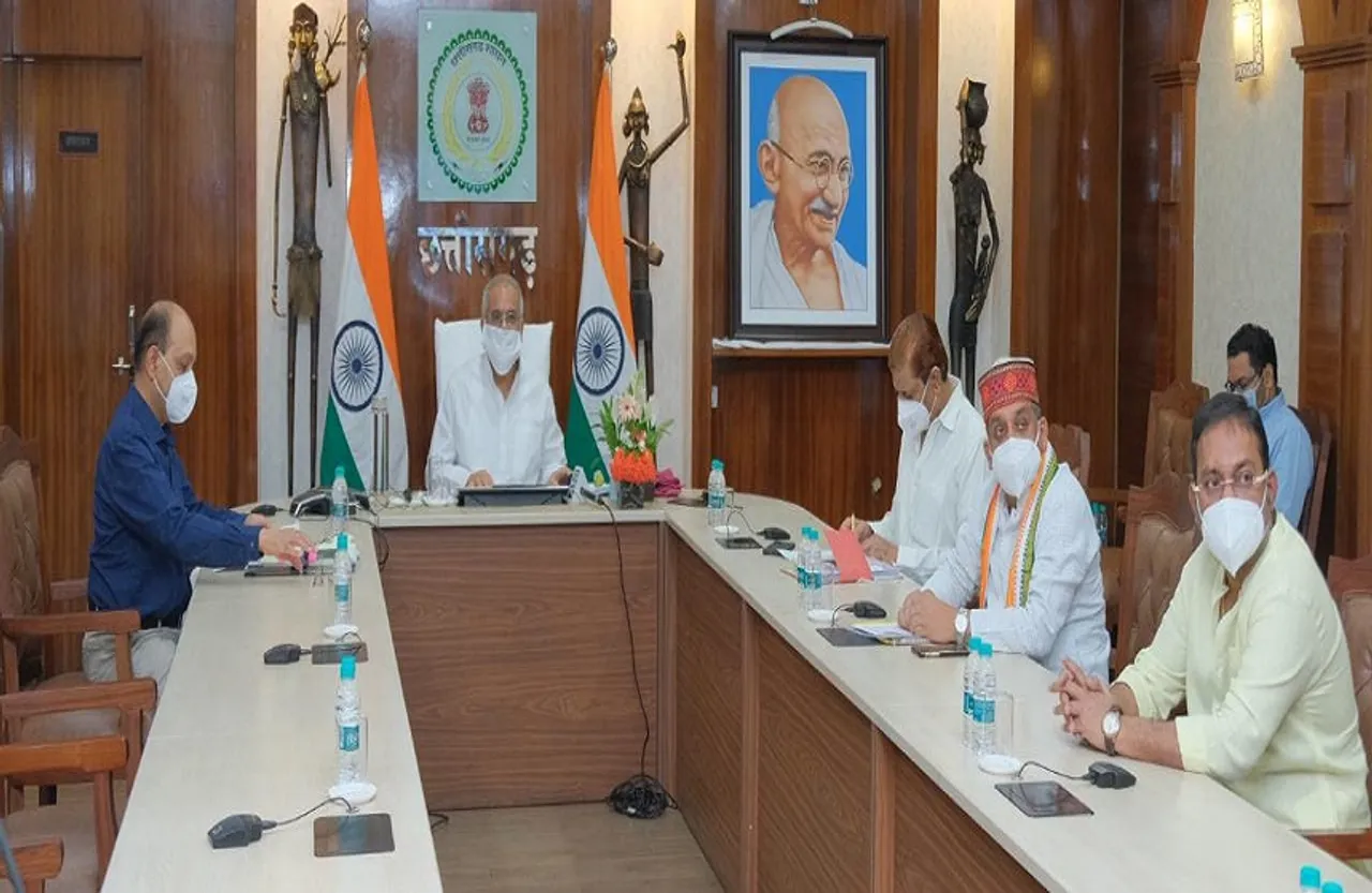 कोरोना से बचने के लिए टीकाकरण सहित कोविड के नियमों का पालन जरूरी, सीएम भूपेश बघेल