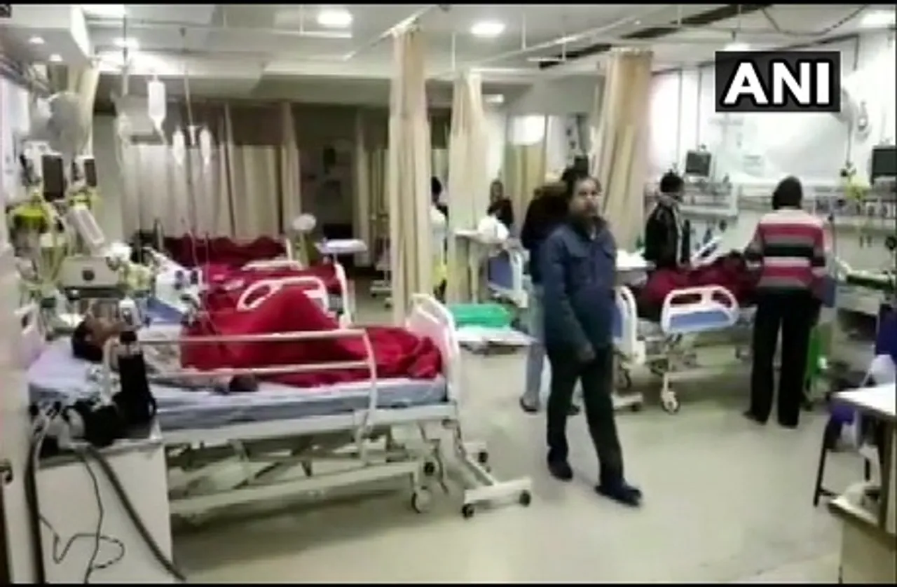 Prayagraj IFFCO News: प्रयागराज के इफ्को प्लांट में अमोनिया गैस रिसाव, 2 अफसरों की मौत, 15 कर्मचारियों की तबीयत बिगड़ी