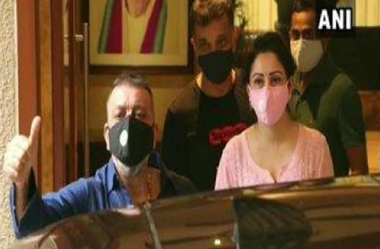 संजय दत्त को लंग कैंसर! फिल्‍म इंडस्‍ट्री से जुड़े तमाम बड़े फिल्‍म क्रिटिक्‍स ने दी जानकारी