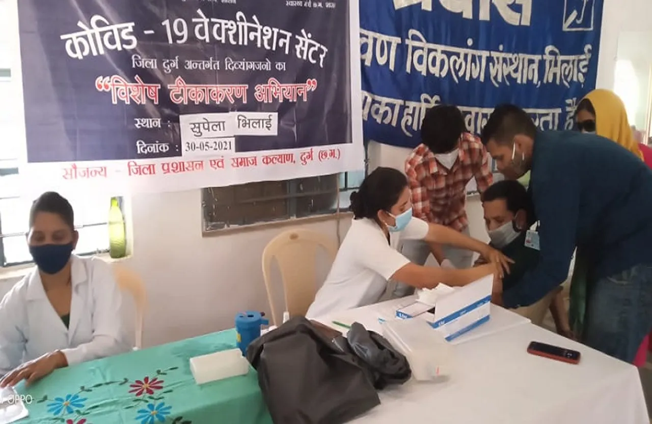 ‘प्रयास’ में हुआ दिव्यांगों का वैक्सीनेशन, 18 साल से ज्यादा उम्र वाले का कराया कोरोना टीकाकरण