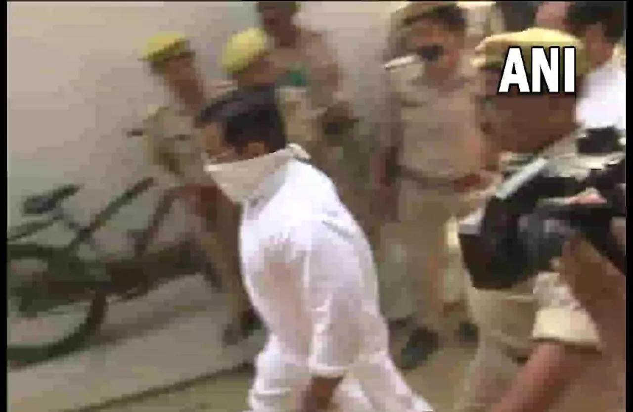 Lakhimpur Kheri Violence: आशीष मिश्रा को पुलिस ने 3 दिन के लिए हिरासत में लिया, पूछताछ शुरू