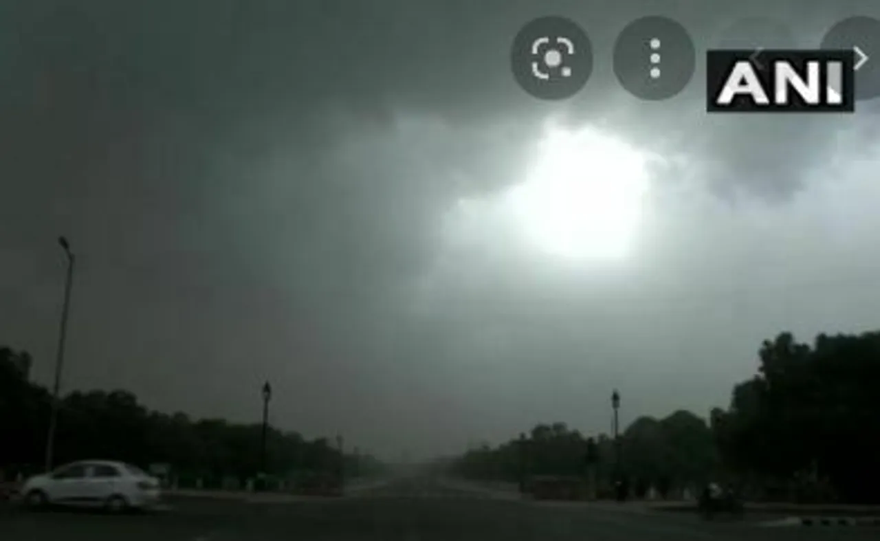 Weather Update : दो दिन बाद छाएगा घना कोहरा! बारिश के आसार, 30 दिसंबर के बाद मौसम होगा साफ