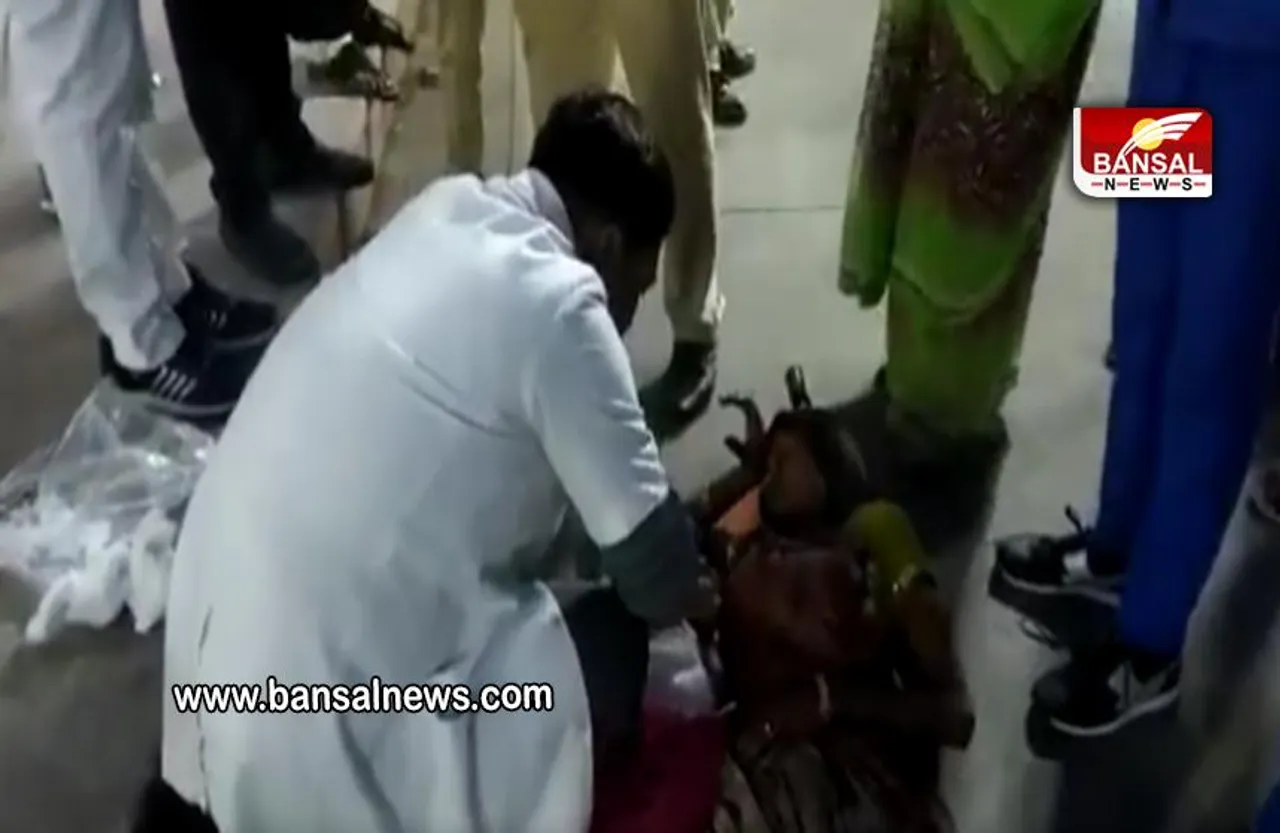 Ujjain: ट्रेन में डिलीवरी, मां और बच्चा दोनों स्वस्थ, देखें वीडियो