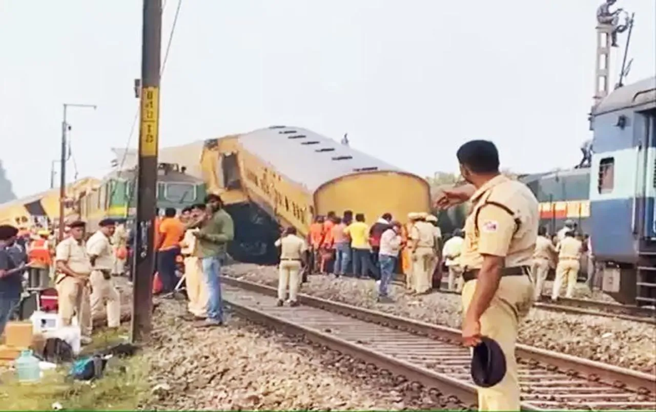 Andhra Train Accident: आंध्र प्रदेश के विजयानगरम में ट्रेन हादसा, 2 पैसेंजर ट्रेन में टक्कर, हादसे का शिकार हुए लोगों को मिलेगा इतना मुआवज़ा