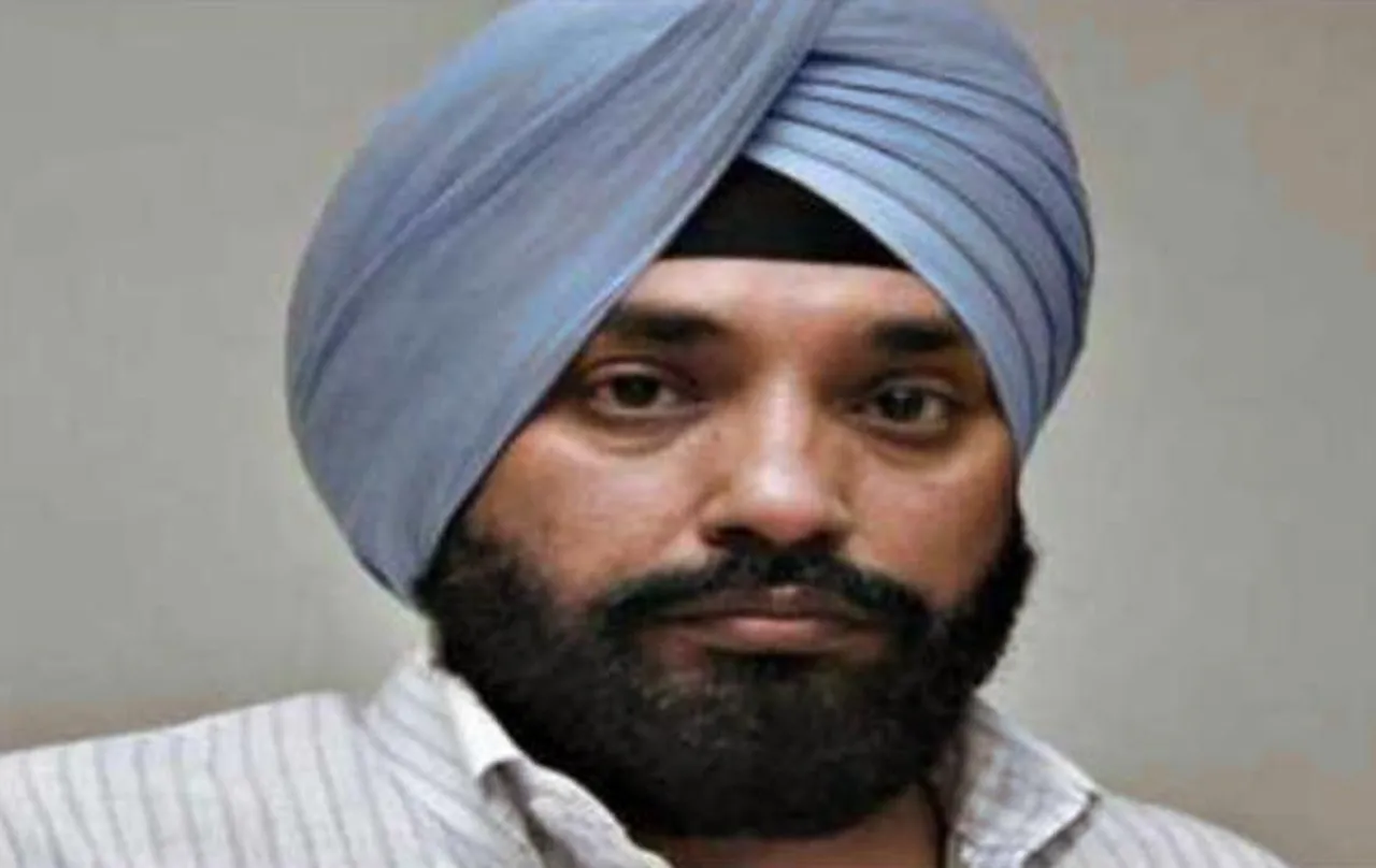 Delhi Congress: अरविंद सिंह लवली ने दिल्ली प्रदेश कांग्रेस अध्यक्ष का संभाला प्रदभार, सालों बाद कार्यालय में मेले जैसी रौनक