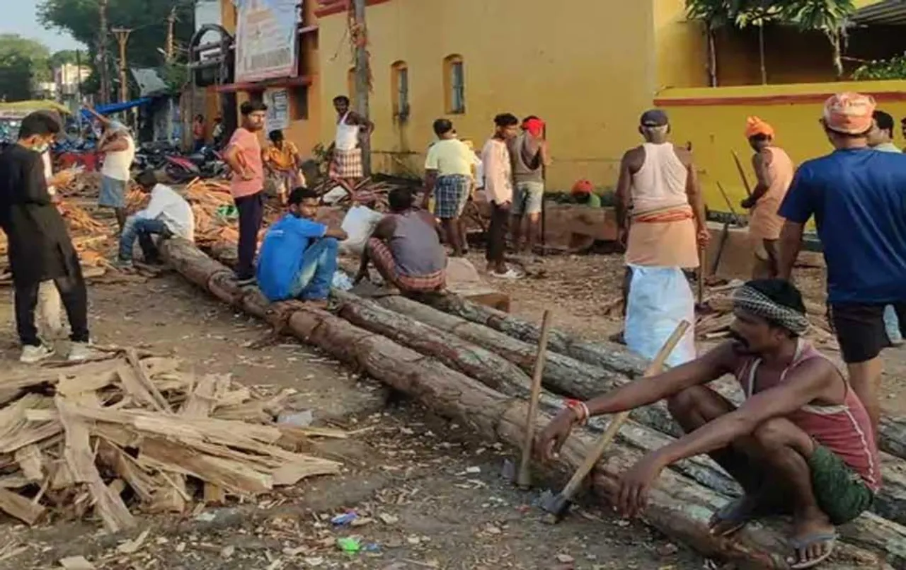 Bastar Dussehra 2023: रथ निर्माण में लगे कारीगरों को नहीं मिली 4 महीने से मजदूरी, काम बंद करने की कही बात