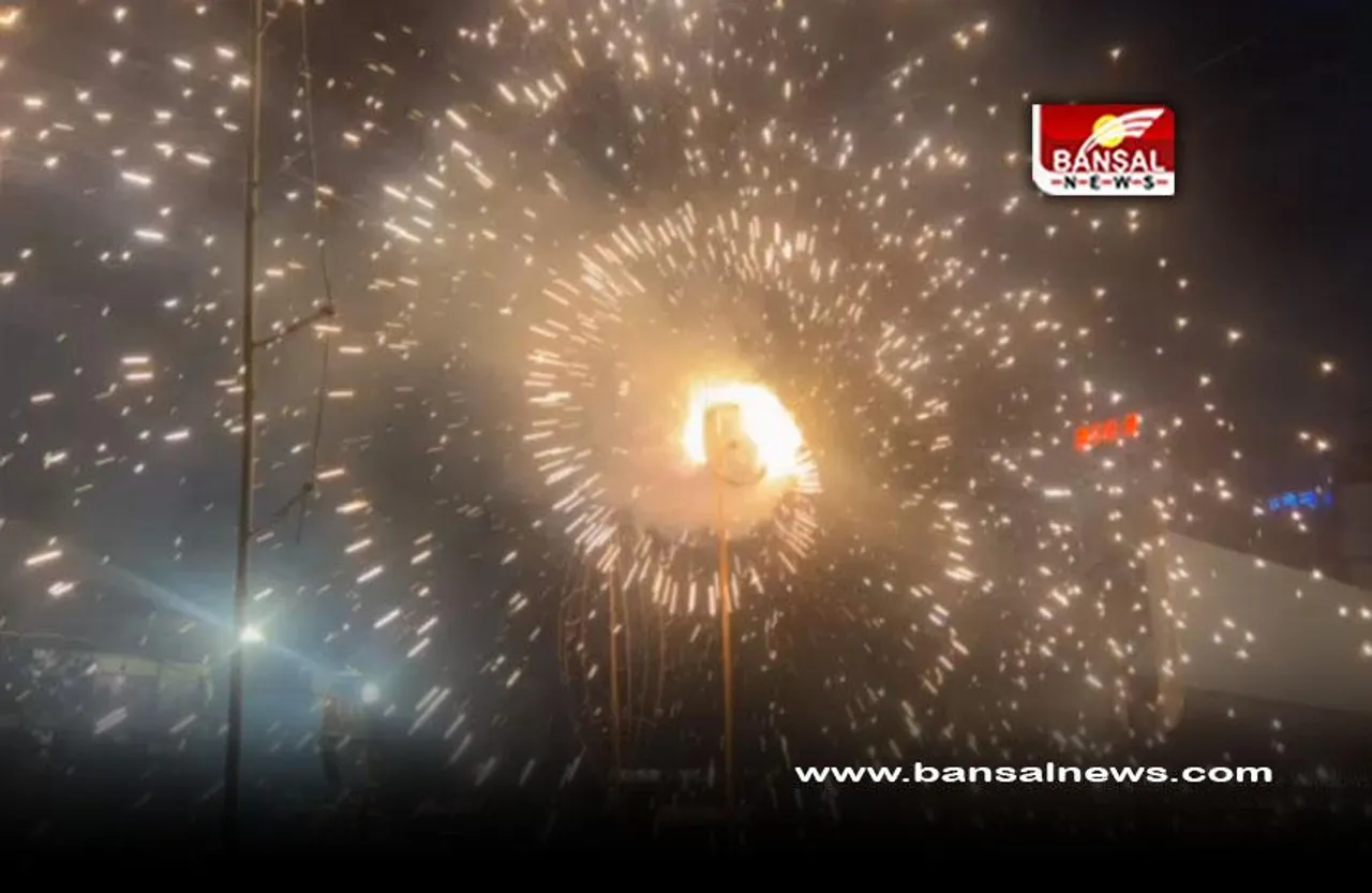 Bhopal News : रोशनपुरा चौराहे पर नववर्ष की पूर्व संध्या पर 101 पुरोहित ने किया शंखनाद