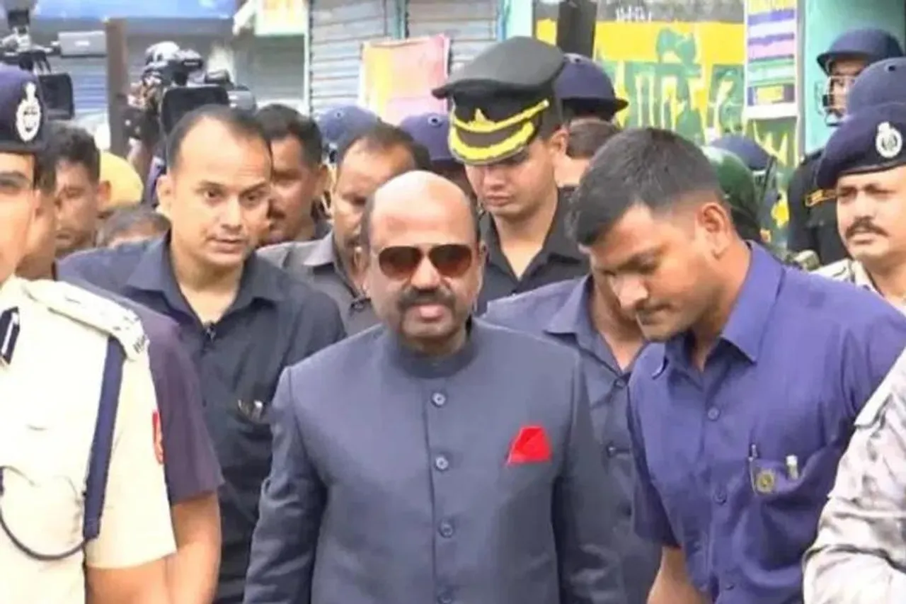 Cooch Behar News: प. बंगाल के राज्यपाल ने कूचबिहार जिले में हालात का लिया जायजा