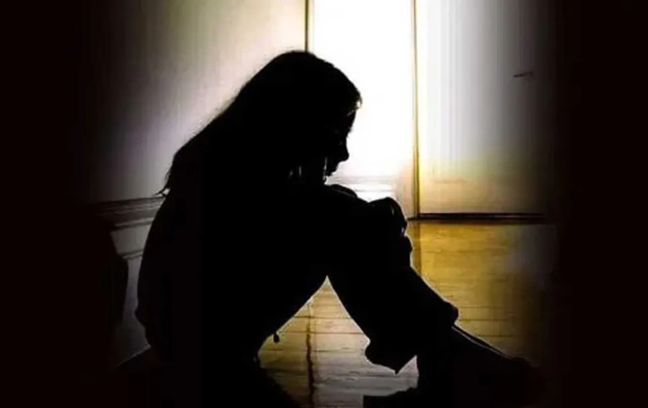 CG News: कवर्धा में 3 साल की मासूम के साथ निंदनीय कृत्य, दो नाबालिग आरोपी गिरफ्तार