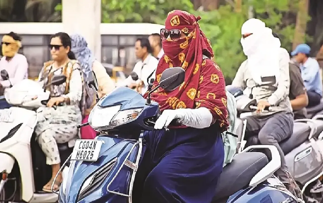 CG Weather Alert: छत्तीसगढ़ में अगले दो दिन गर्मी को लेकर यलो अलर्ट जारी, इन जिलों में ग्रीष्म लहर जैसे रहेंगे हालात