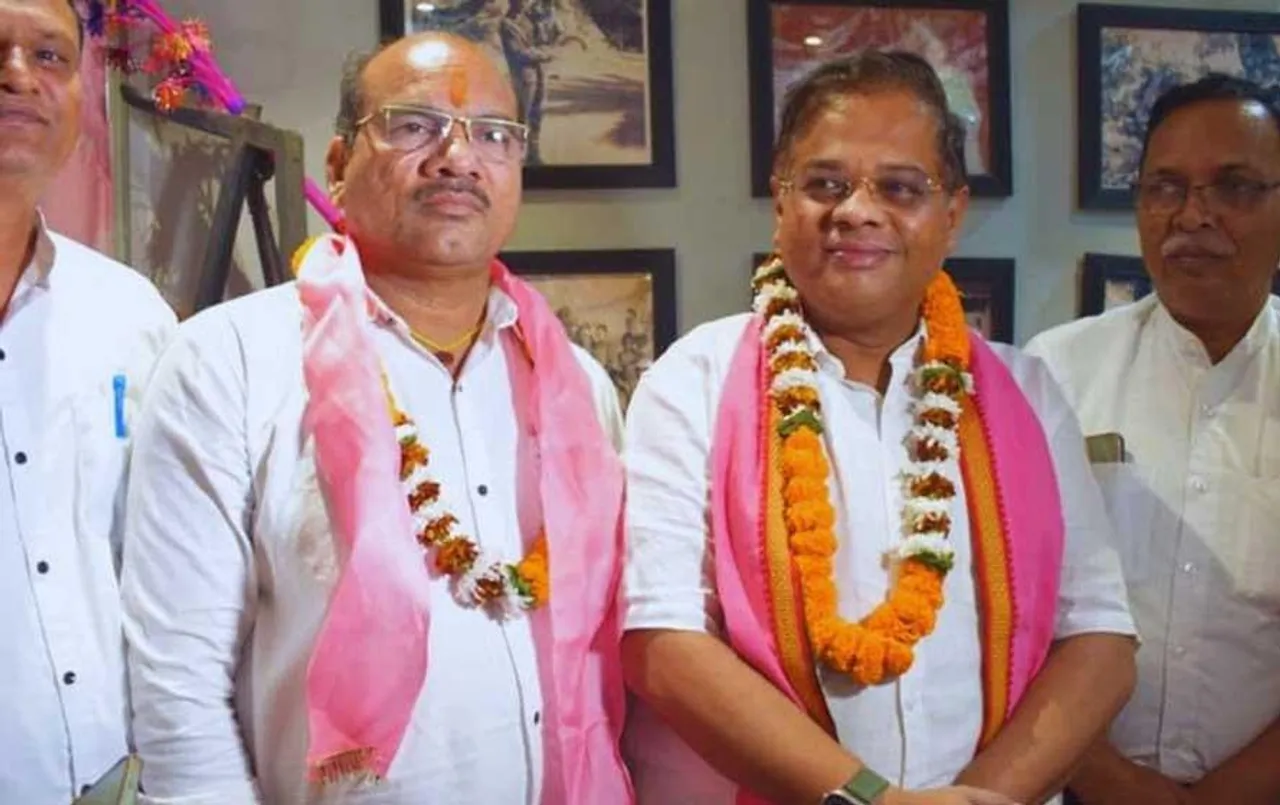 Chhattisgarh Election 2023: गोरेलाल बर्मन ने दीपक बैज को लिखा पत्र, चुनावी अभियान में खुद गाए गानों पर रोक लगाने की कही बात