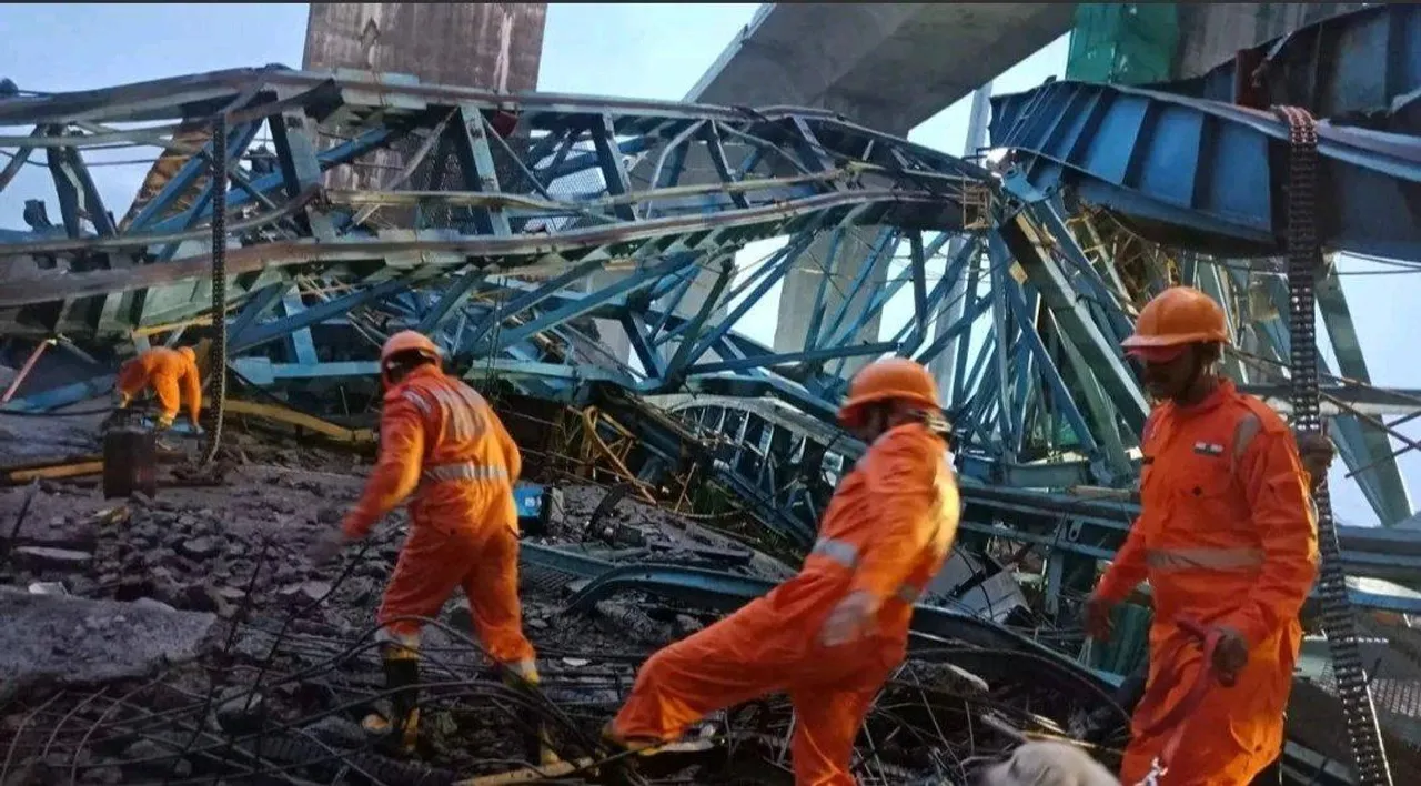 Thane Accident: समृद्धि एक्सप्रेसवे निर्माण के दौरान गिरा पुल का हिस्सा, 16 श्रमिक हुए हादसे के शिकार