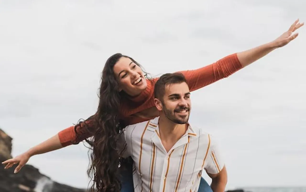 Healthy Relationship Tips: हेल्दी रिलेशनशिप के लिए सुनें अपने पार्टनर की भी बात, अपनाएं ये खास टिप्स