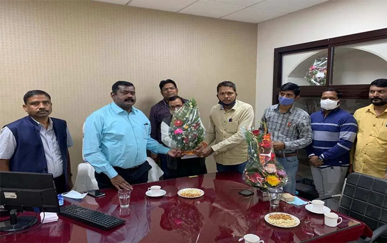 Chhattisgarh News: बीजेपी का कार्यकर्ता सम्मेलन आज, पूर्व IAS नीलकंठ टेकाम बीजेपी की लेंगे सदस्यता