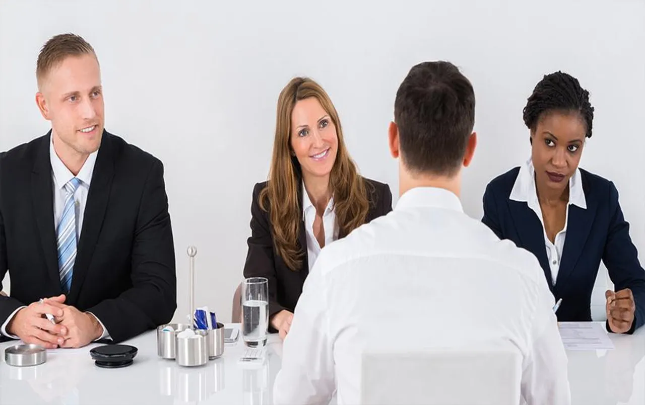 Interview Tips: इंटरव्यू के नाम से होती है घबराहट तो जानिए ये 3 टिप्स, इंटरव्यू में मिलेगी सफलता