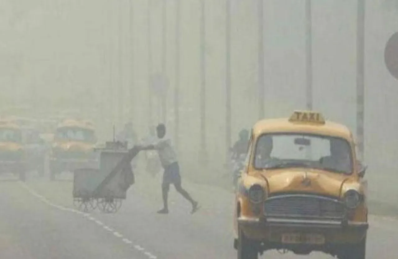 Kolkata Air Pollution: दिवाली पर आतिशबाजी ने बिगाड़ी कोलकाता की हवा, यहां भी बढ़ा AQI