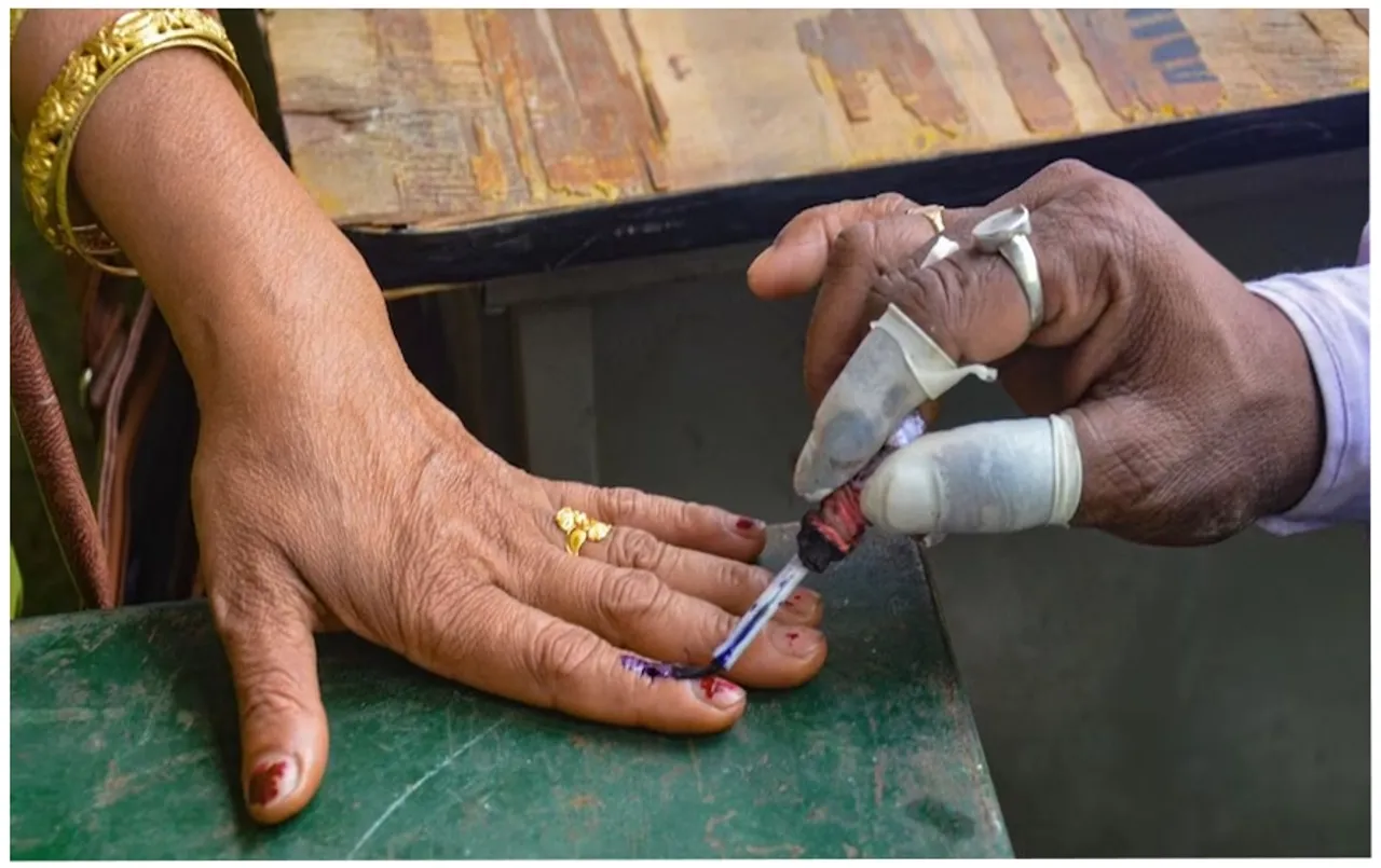 Loksabha First Phase Election: 21 राज्यों की 102 सीटों पर वोटिंग खत्म, बंगाल में सबसे ज्यादा 77% वोट डाले गए वोट